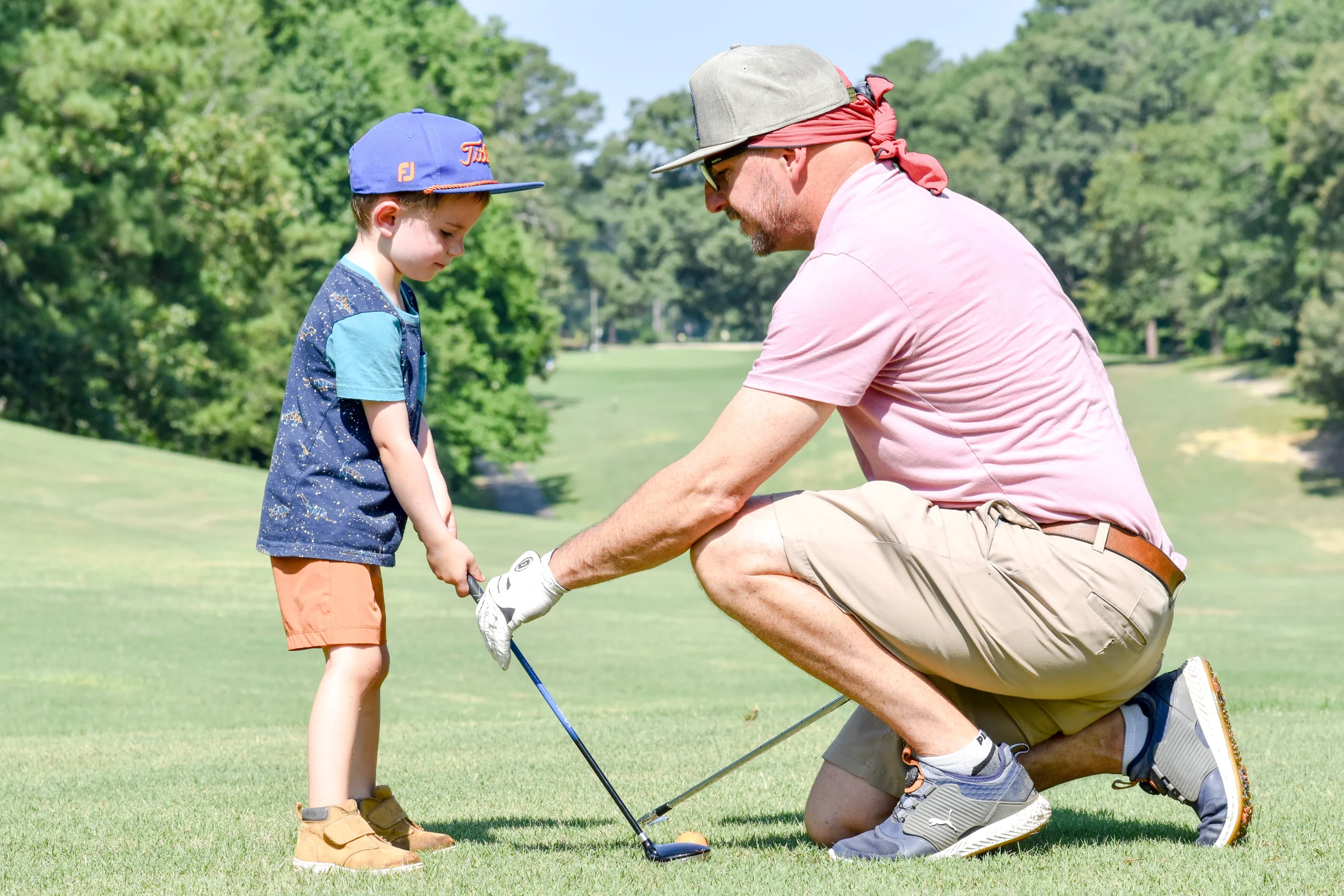 Student pausing behind the ball doing a breathing exercise - The Caddie Code philosophy